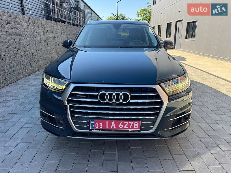 Внедорожник / Кроссовер Audi Q7 2018 в Луцке