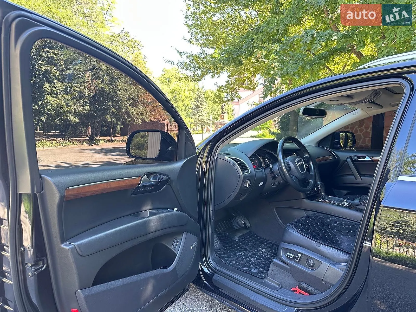 2010 Audi Q7 - мініатюра 14
