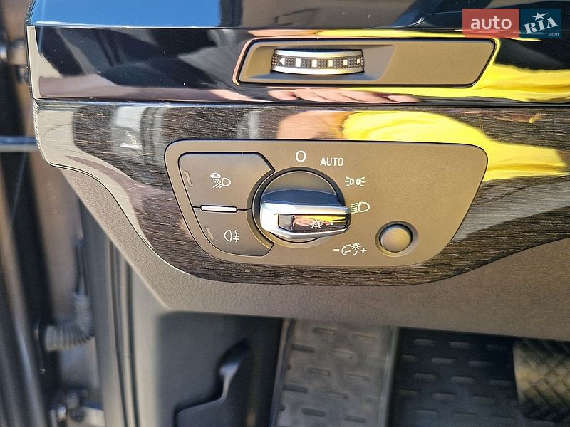 Позашляховик / Кросовер Audi Q7 2017 в Дніпрі