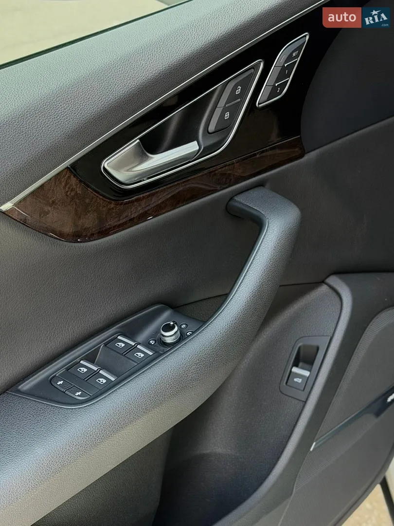 2016 Audi Q7 - мініатюра 24