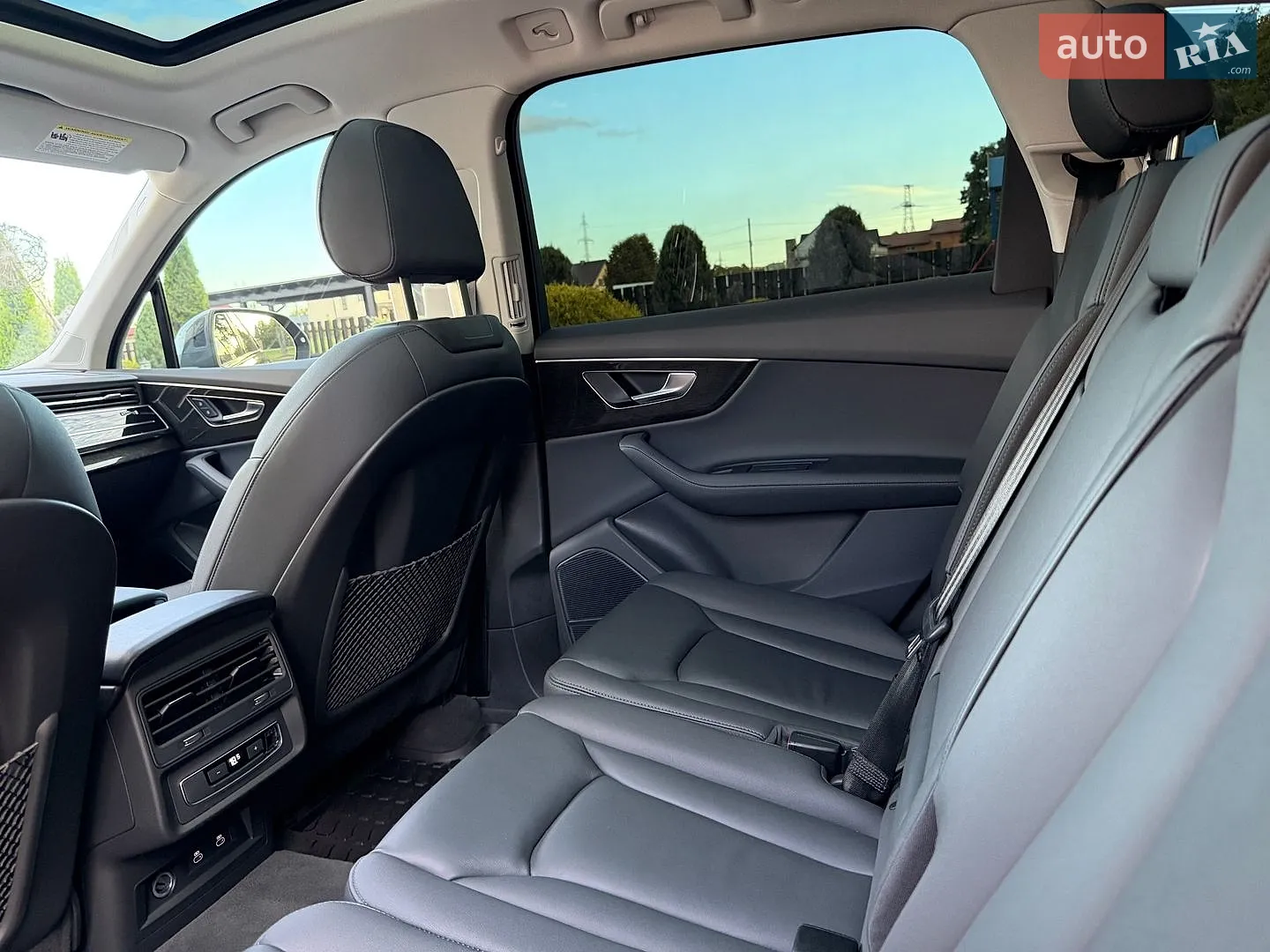 2022 Audi Q7 - мініатюра 61