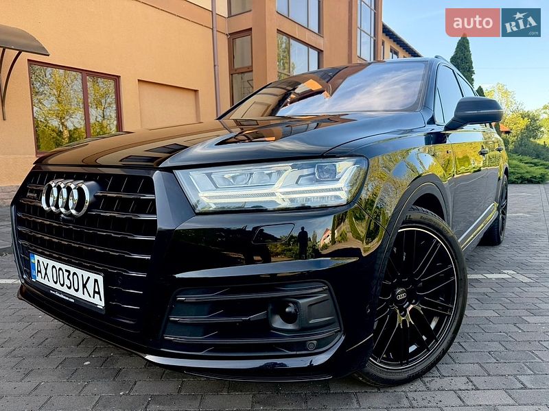 Позашляховик / Кросовер Audi Q7 2018 в Береговому