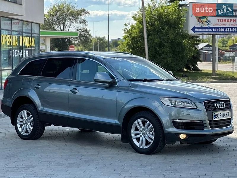 Позашляховик / Кросовер Audi Q7 2009 в Камені-Каширському