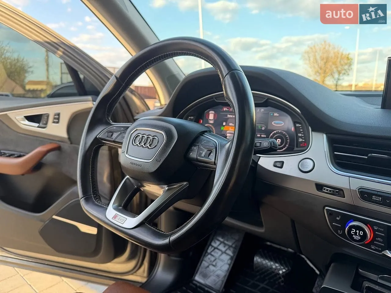 2016 Audi Q7 - мініатюра 46