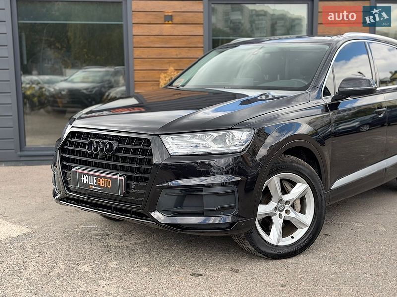 Внедорожник / Кроссовер Audi Q7 2017 в Шептицькому