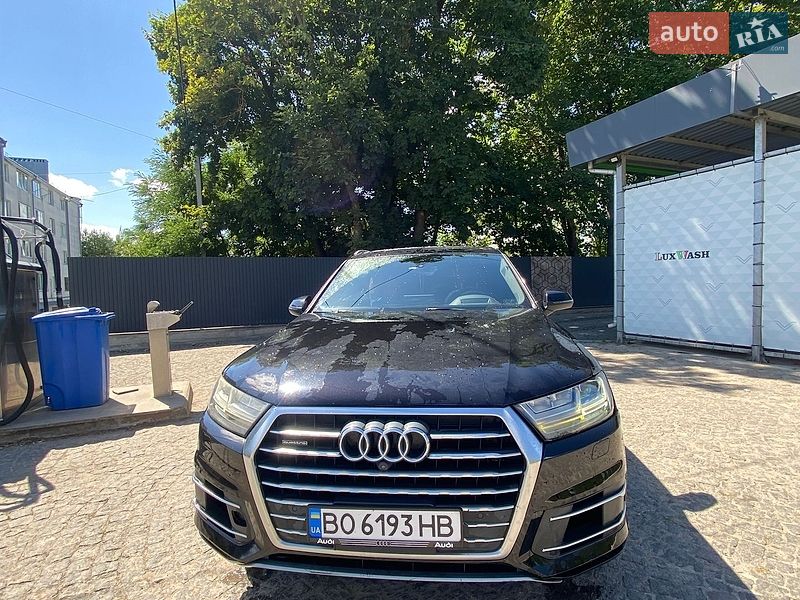 Audi Q7 2016