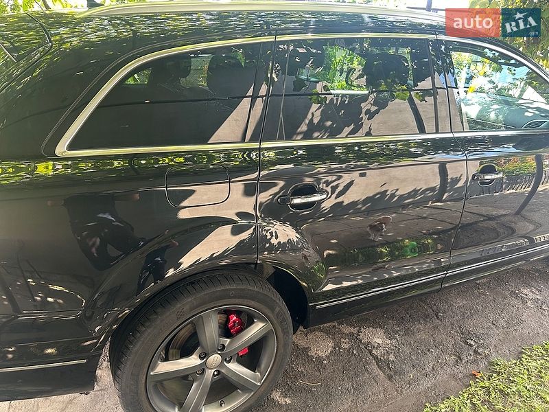 Внедорожник / Кроссовер Audi Q7 2011 в Тернополе