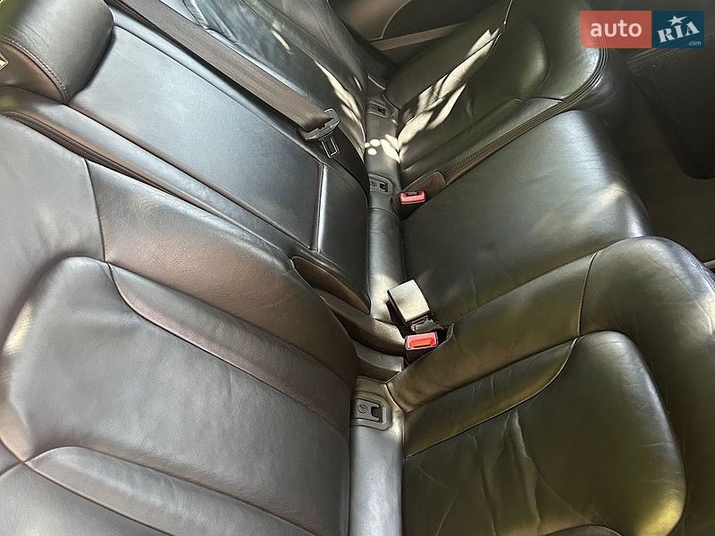 Внедорожник / Кроссовер Audi Q7 2011 в Тернополе
