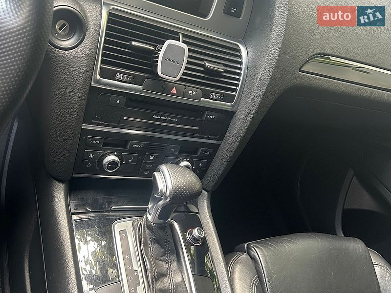 Внедорожник / Кроссовер Audi Q7 2011 в Тернополе
