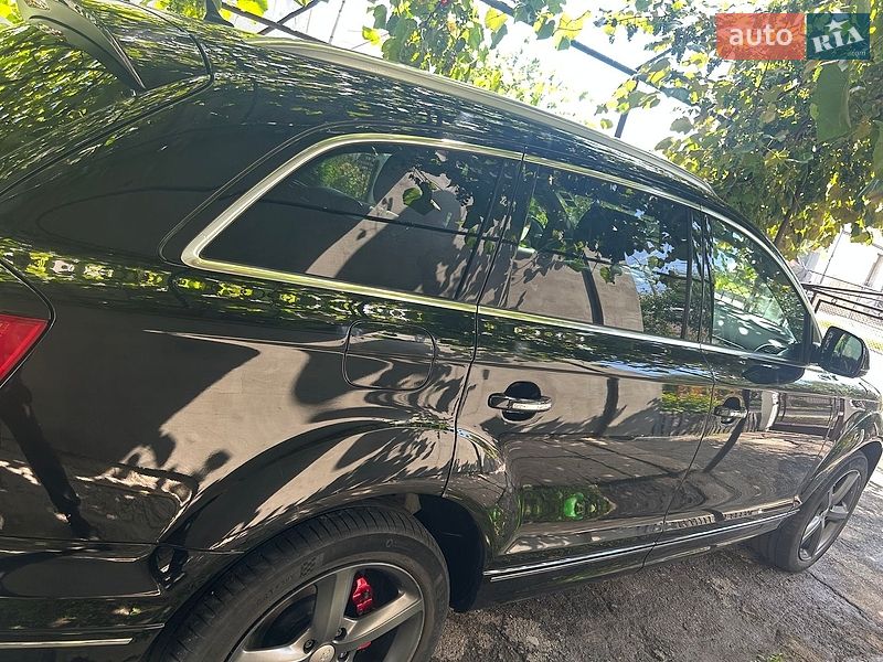 Внедорожник / Кроссовер Audi Q7 2011 в Тернополе