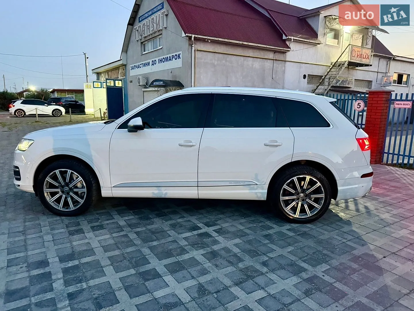 2019 Audi Q7 - мініатюра 2