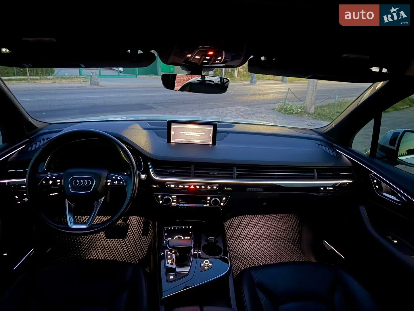 2019 Audi Q7 - мініатюра 17
