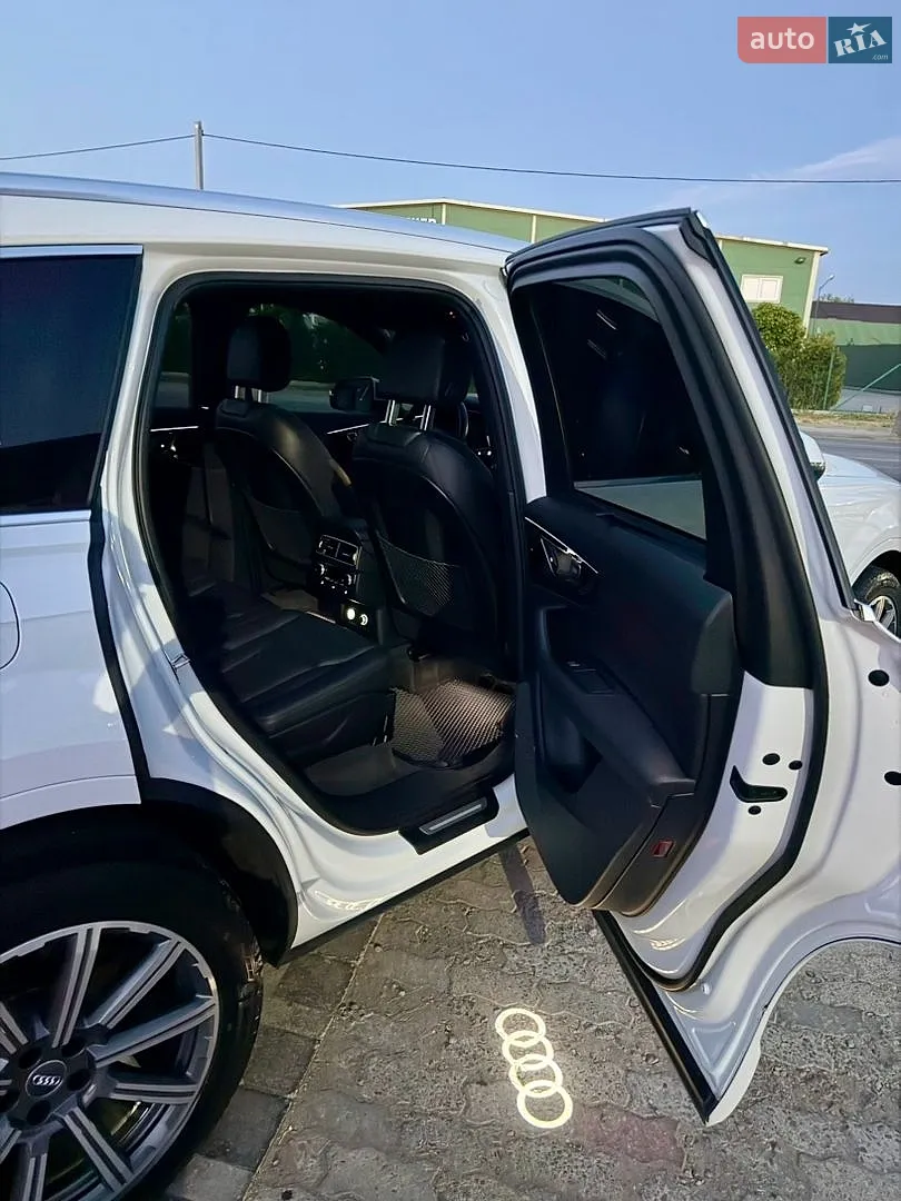 2019 Audi Q7 - мініатюра 23