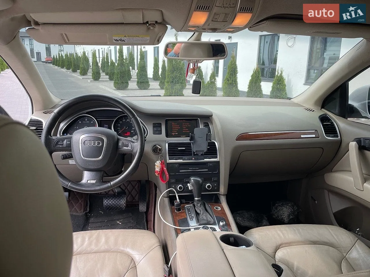 2010 Audi Q7 - мініатюра 9