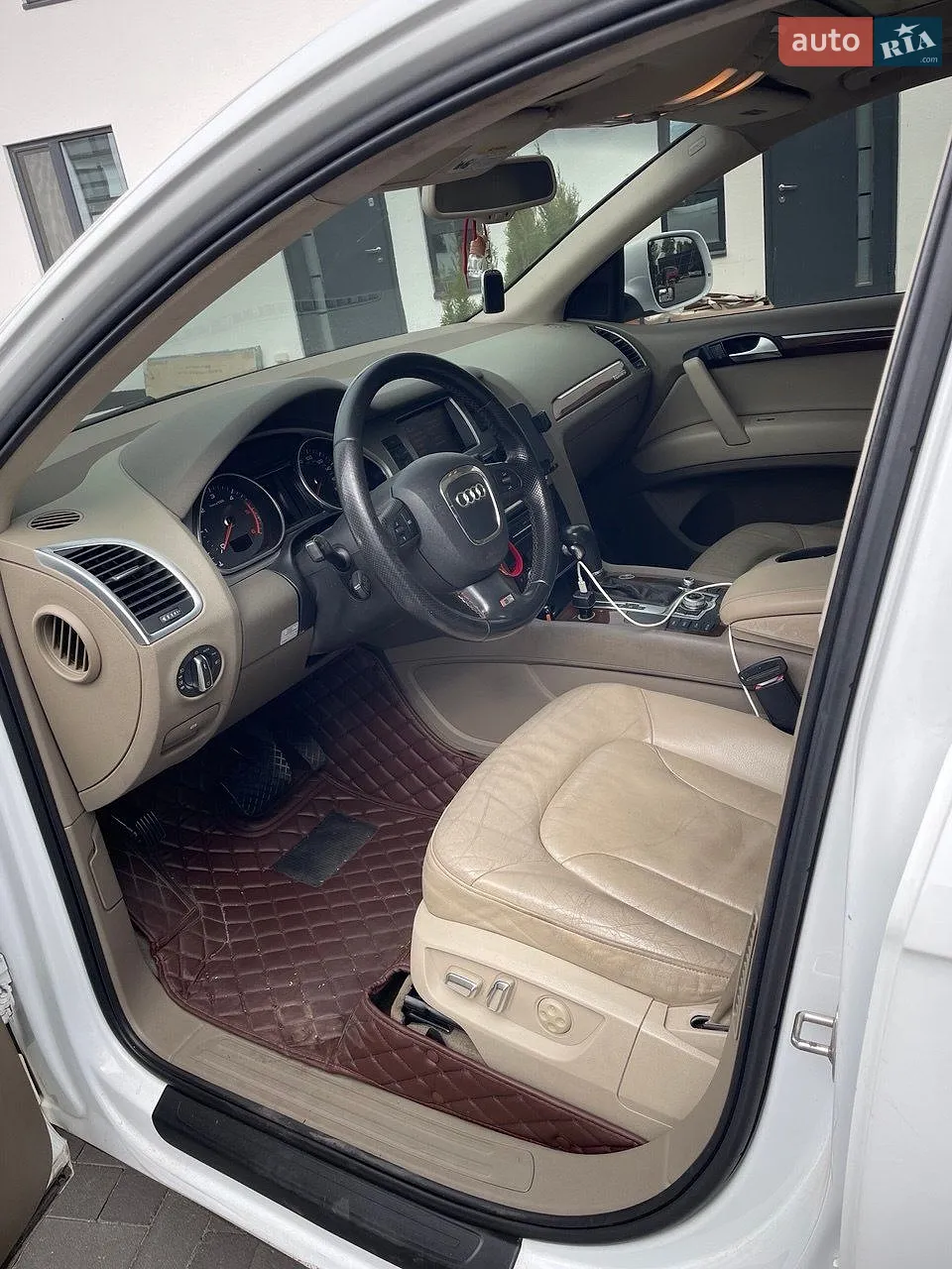 2010 Audi Q7 - мініатюра 17