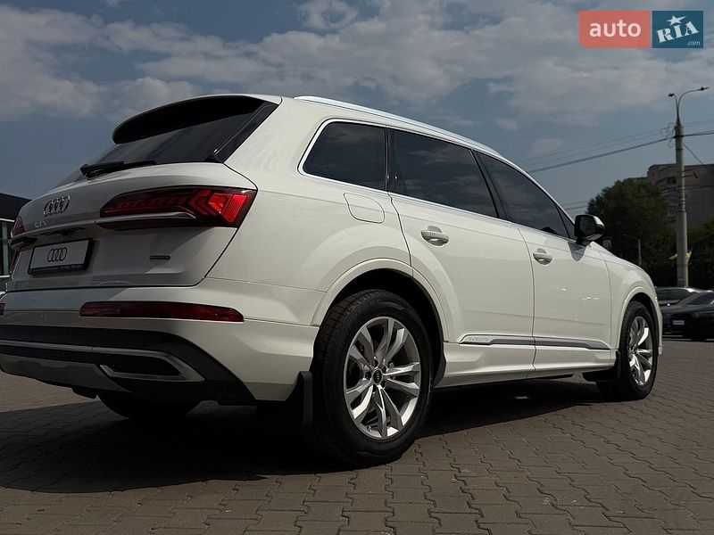 Позашляховик / Кросовер Audi Q7 2021 в Хмельницькому