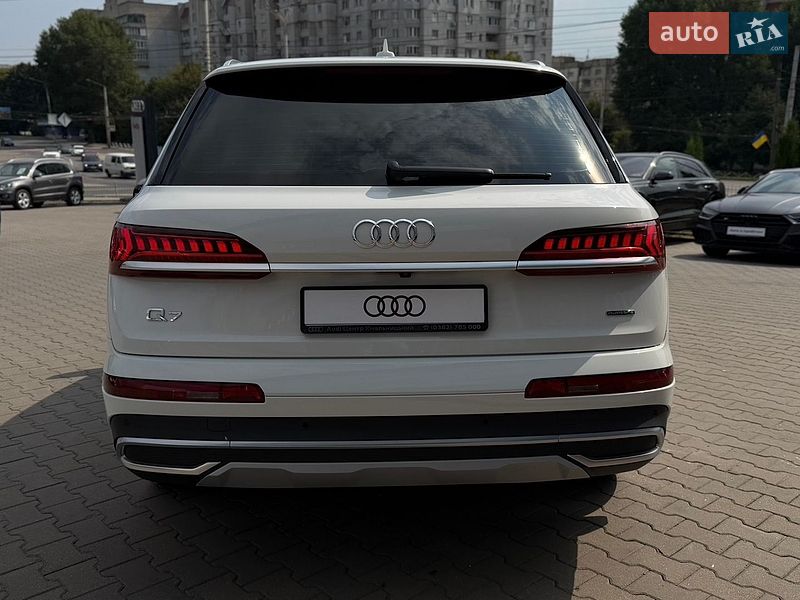 Позашляховик / Кросовер Audi Q7 2021 в Хмельницькому