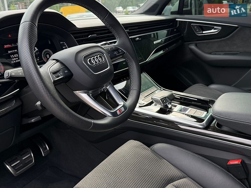 Позашляховик / Кросовер Audi Q7 2021 в Хмельницькому