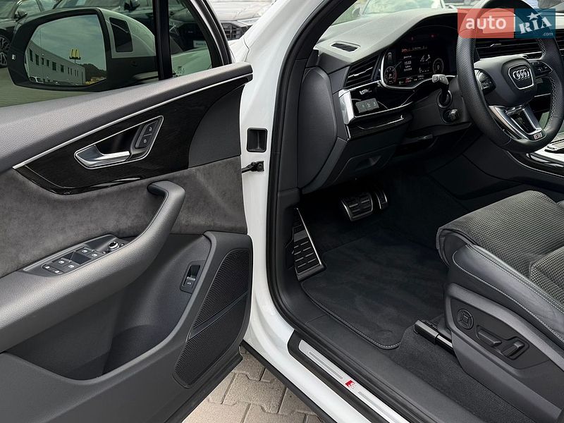 Позашляховик / Кросовер Audi Q7 2021 в Хмельницькому