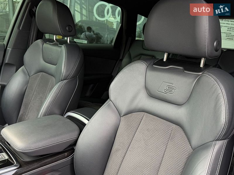 Позашляховик / Кросовер Audi Q7 2021 в Хмельницькому