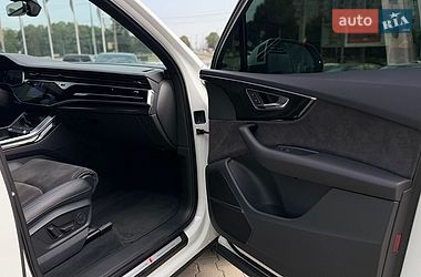 Позашляховик / Кросовер Audi Q7 2021 в Хмельницькому