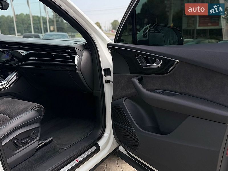 Позашляховик / Кросовер Audi Q7 2021 в Хмельницькому