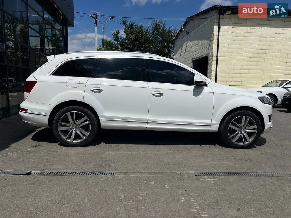 2010 Audi Q7 - мініатюра 11