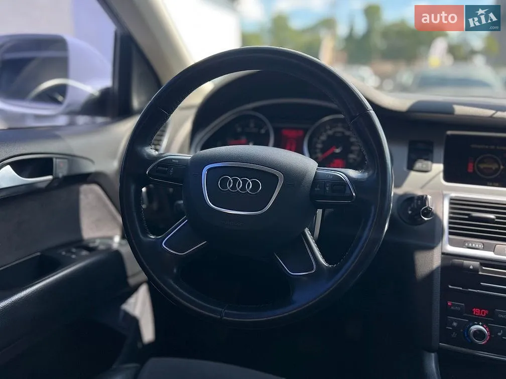 2010 Audi Q7 - мініатюра 16