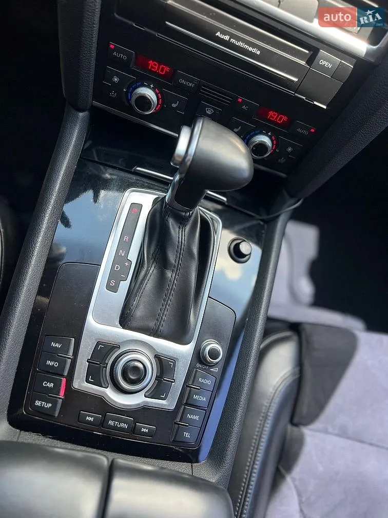 2010 Audi Q7 - мініатюра 23