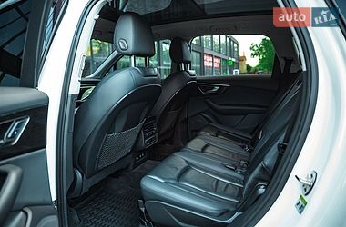 Позашляховик / Кросовер Audi Q7 2019 в Полтаві фото 51 Позашляховик / Кросовер Audi Q7 2019 в Полтаві