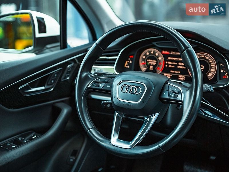 Позашляховик / Кросовер Audi Q7 2019 в Полтаві фото 60 Позашляховик / Кросовер Audi Q7 2019 в Полтаві
