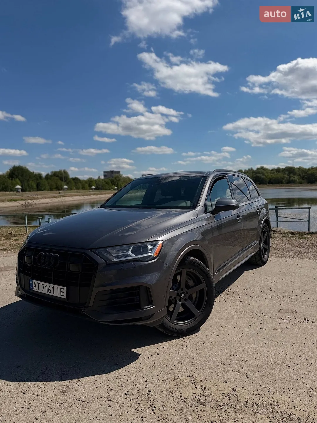 2019 Audi Q7 - фото 1