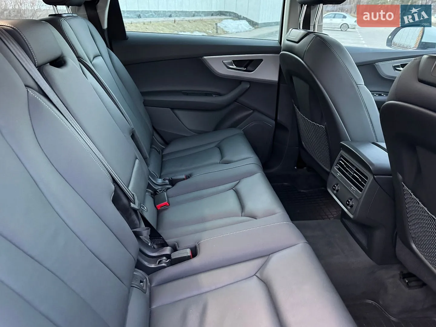 2025 Audi Q7 - мініатюра 89