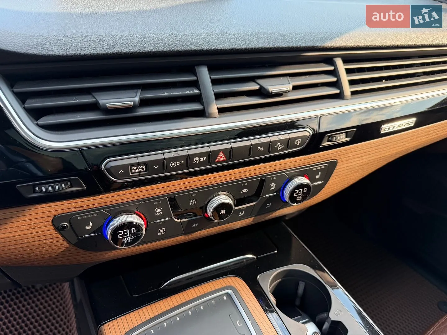 2016 Audi Q7 - мініатюра 22