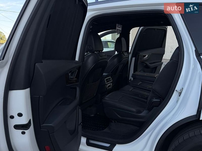 Позашляховик / Кросовер Audi Q7 2016 в Львові