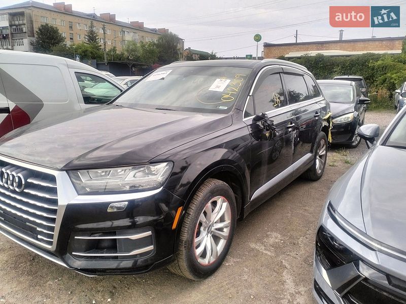 Внедорожник / Кроссовер Audi Q7 2019 в Львове