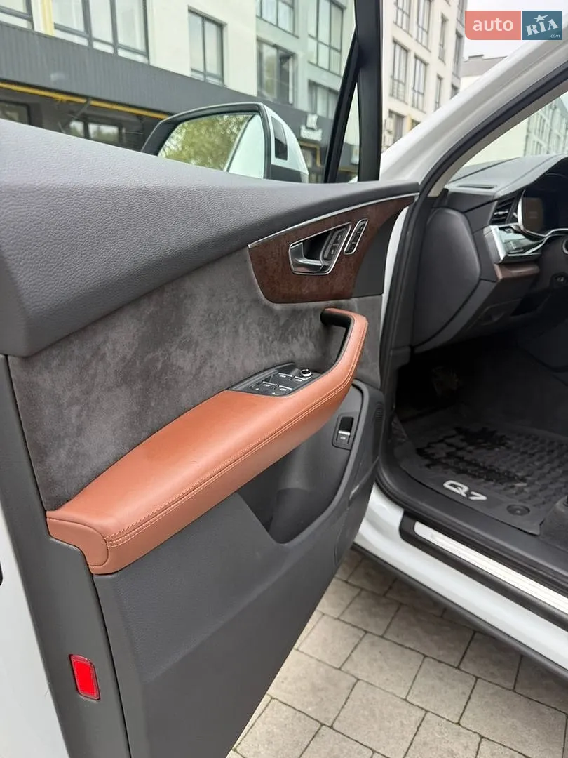 2020 Audi Q7 - мініатюра 46