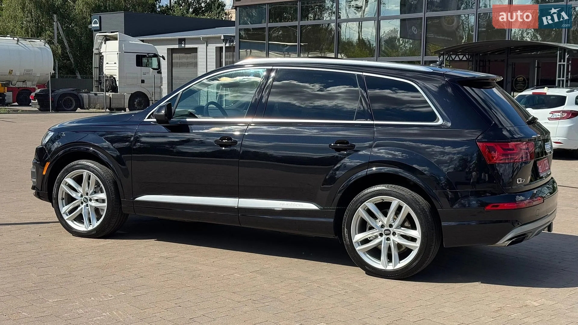 2016 Audi Q7 - мініатюра 14
