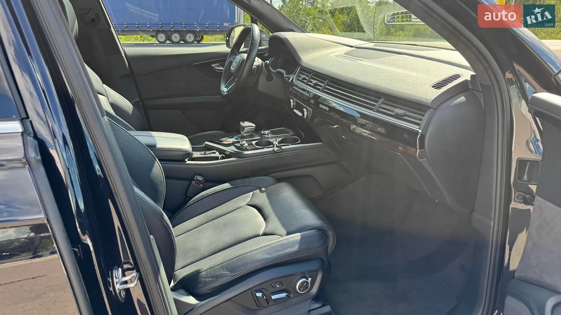 2016 Audi Q7 - мініатюра 21