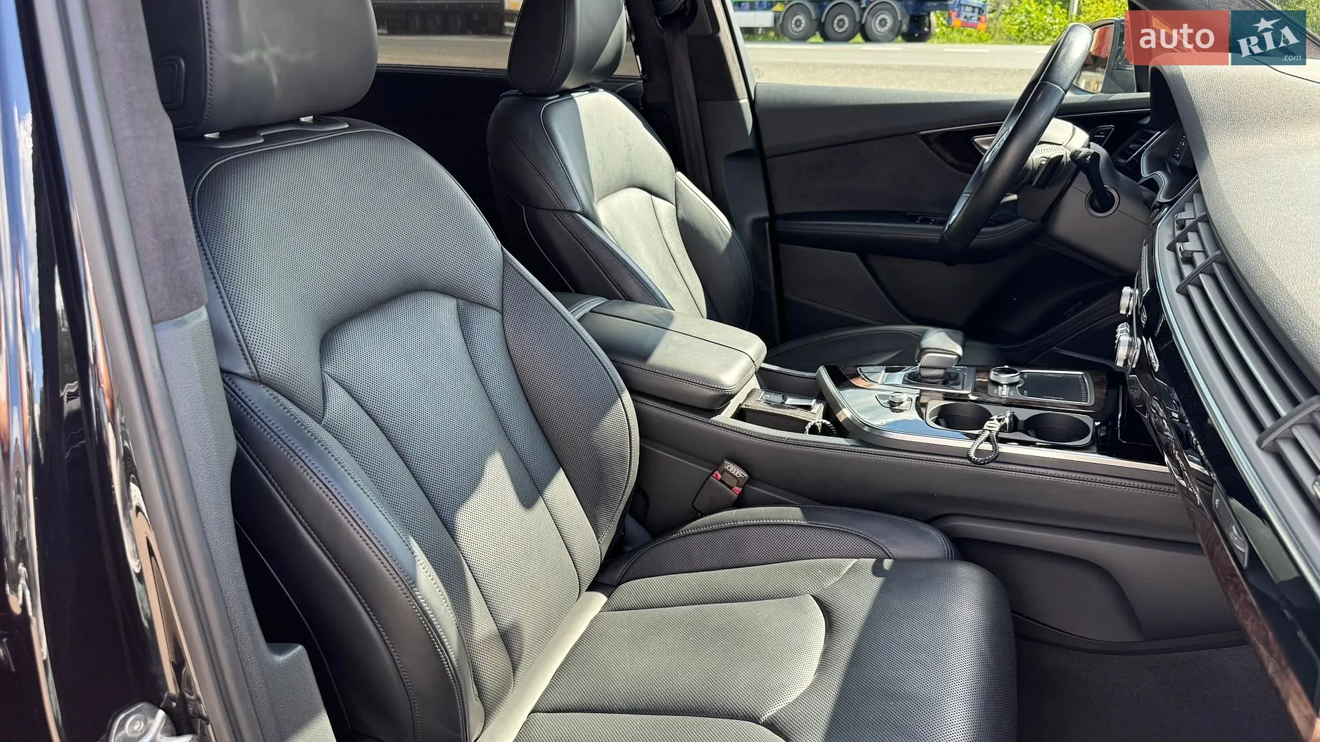 2016 Audi Q7 - мініатюра 20