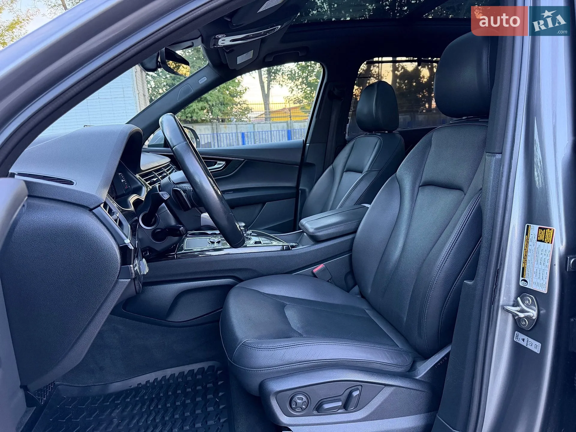 2017 Audi Q7 - мініатюра 4