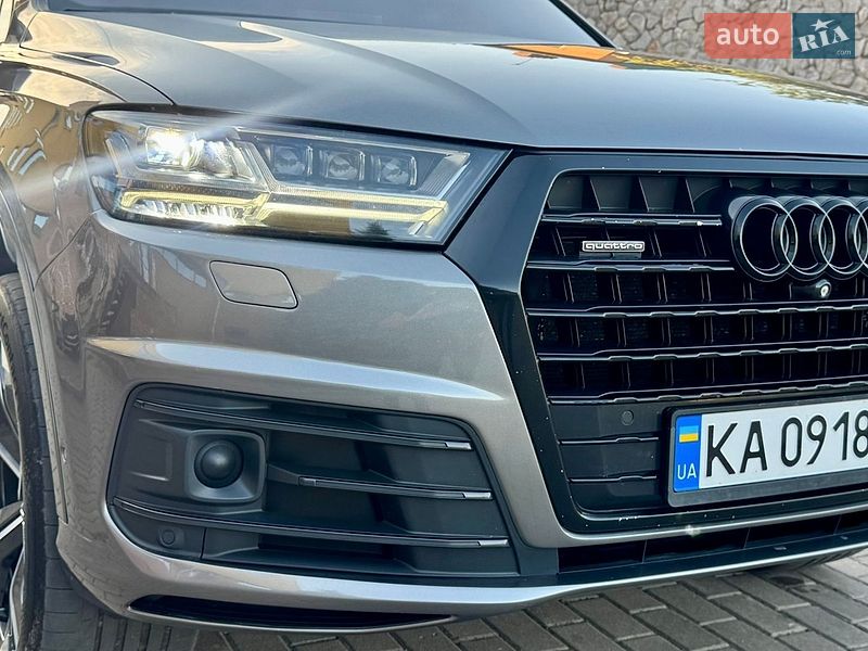 Внедорожник / Кроссовер Audi Q7 2015 в Харькове