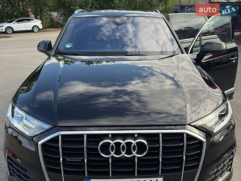 Позашляховик / Кросовер Audi Q7 2020 в Львові