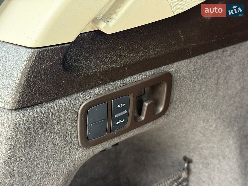 Позашляховик / Кросовер Audi Q7 2016 в Львові