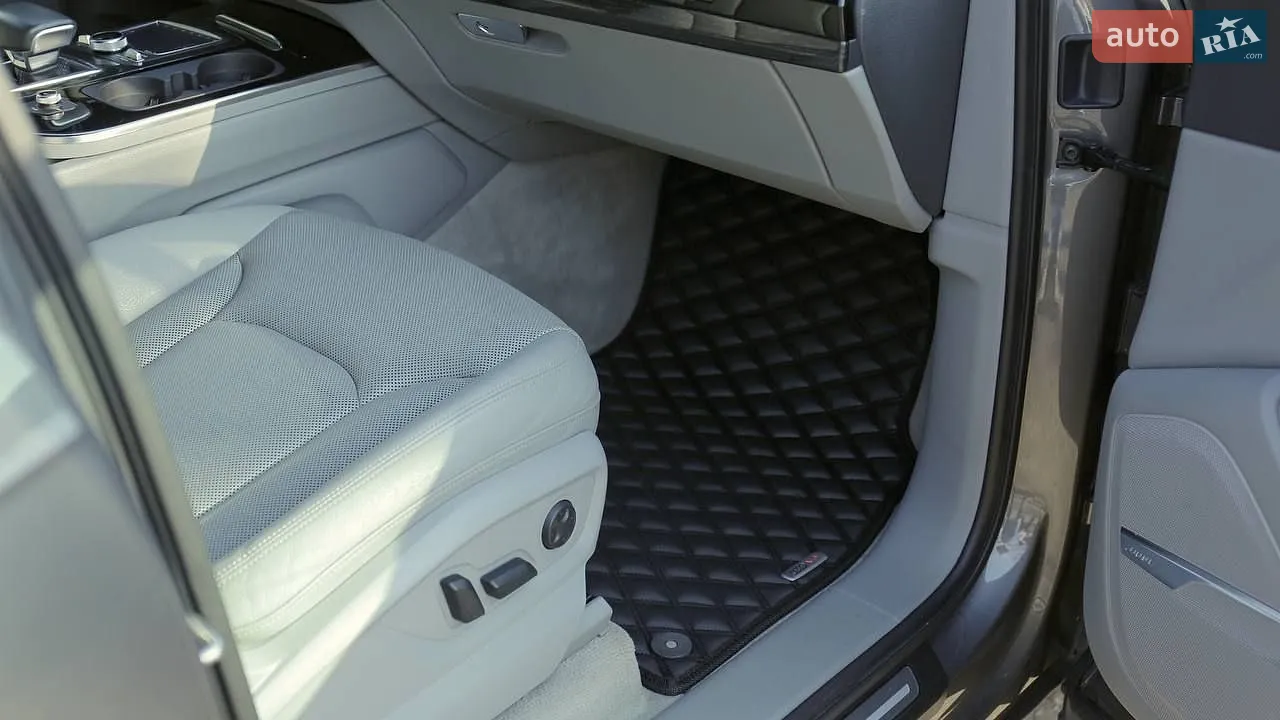 2017 Audi Q7 - мініатюра 5
