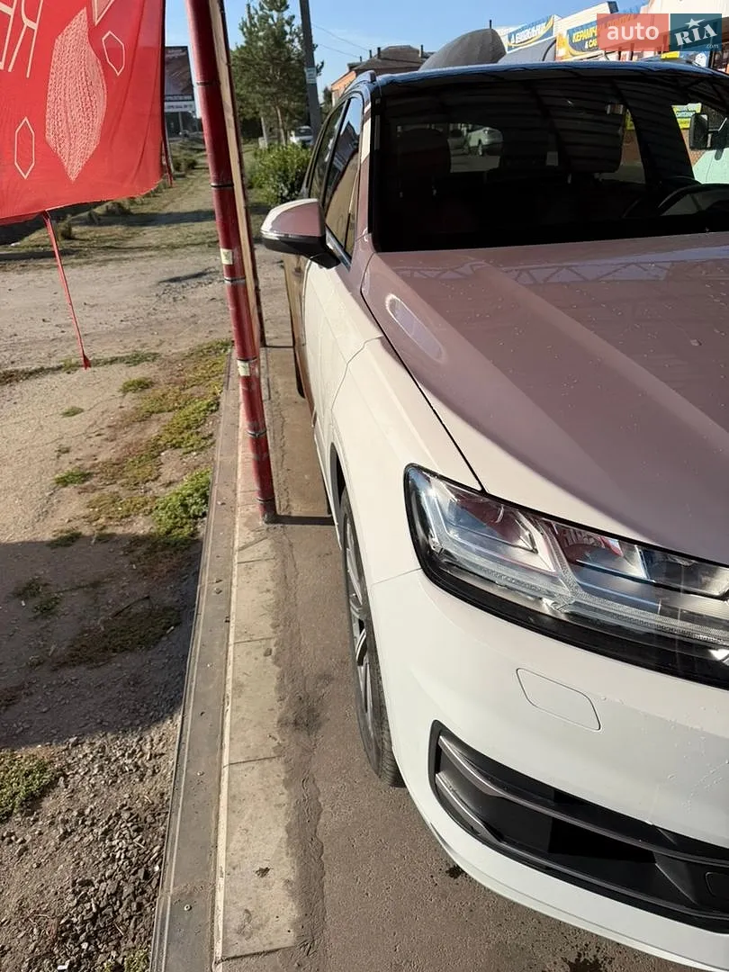 2016 Audi Q7 - мініатюра 4