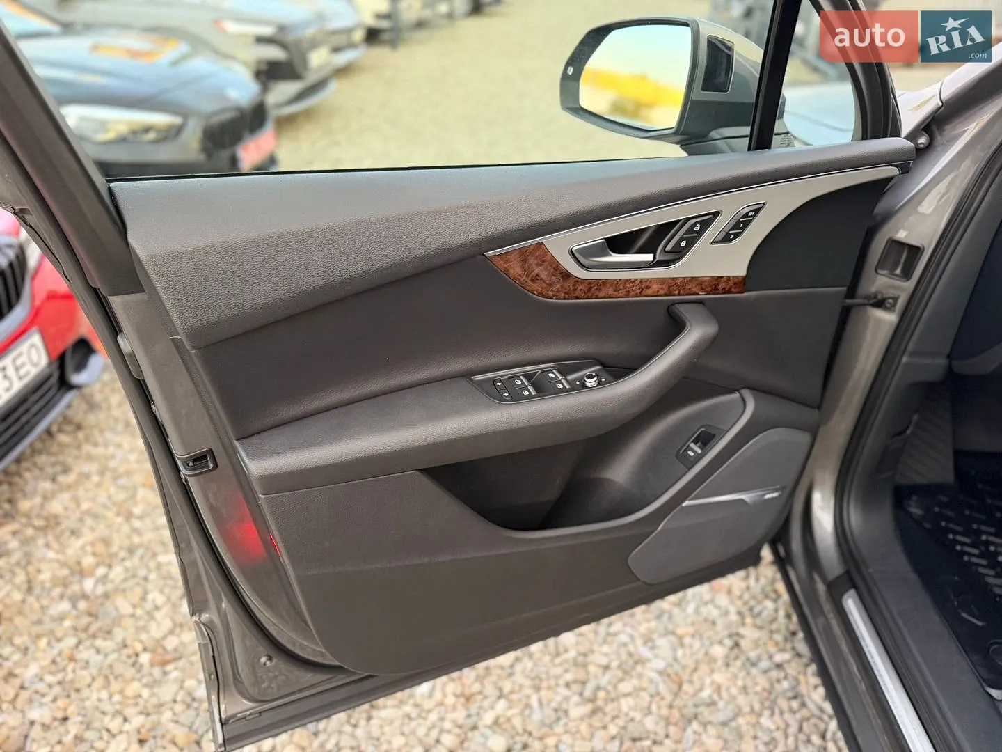 2017 Audi Q7 - мініатюра 18