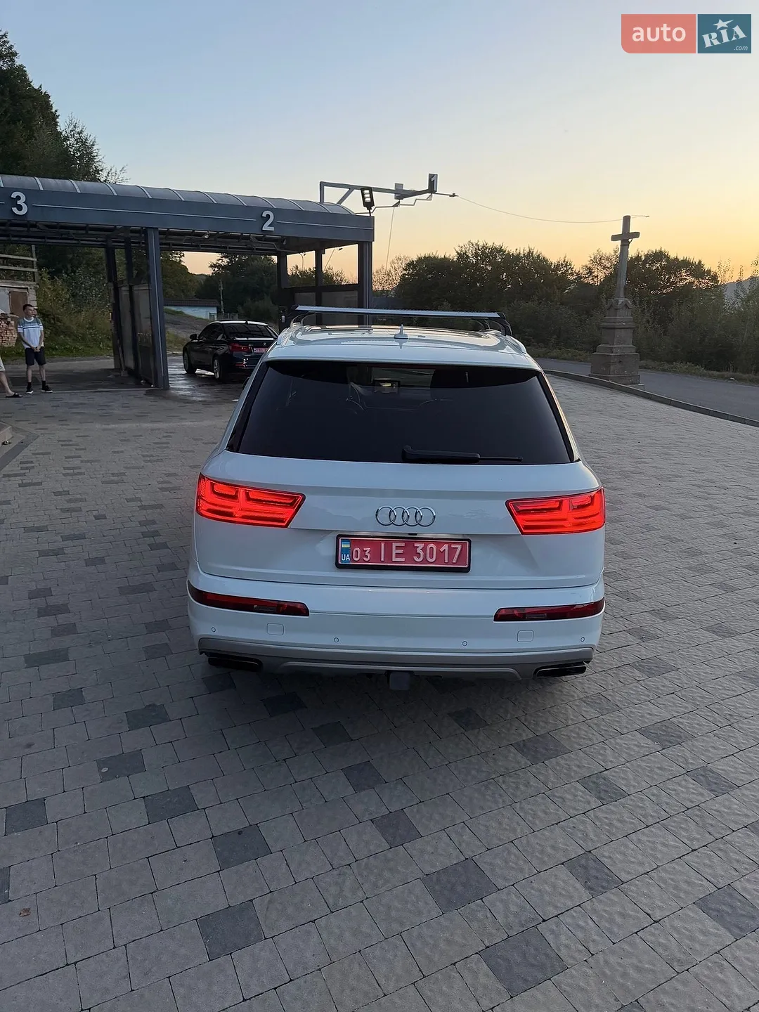2017 Audi Q7 - мініатюра 18