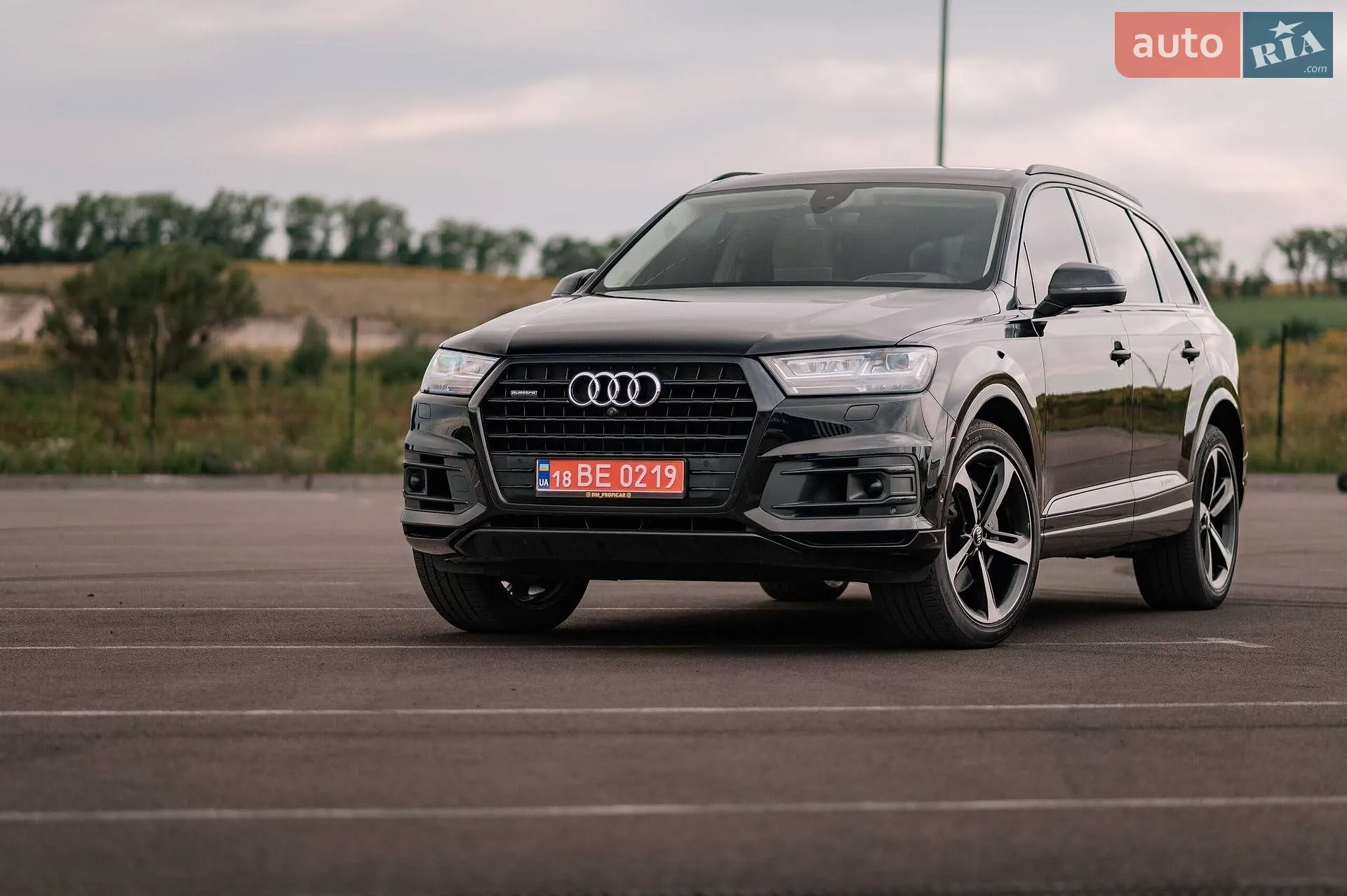 2019 Audi Q7 - фото 1