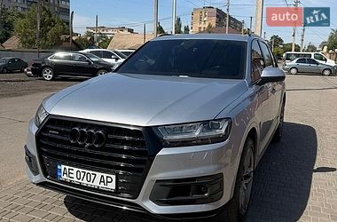 Позашляховик / Кросовер Audi Q7 2017 в Кривому Розі фото Позашляховик / Кросовер Audi Q7 2017 в Кривому Розі